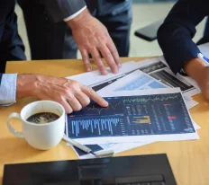 Over The Solution Work Financial  Of Provided Company. - 英超直播