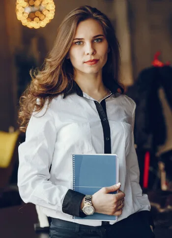 Our Financial Experts The Team  Member Solution. - 英超直播